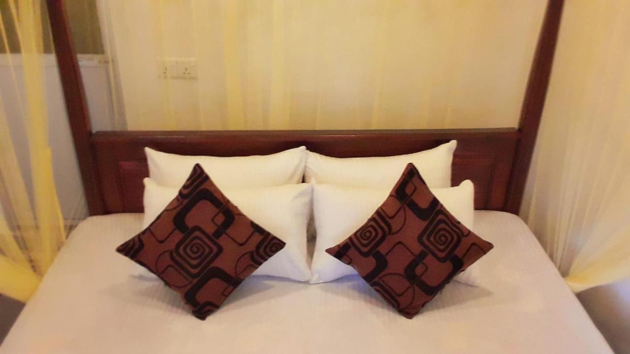 Happy Living Homestay Weligama